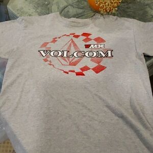 VOLCOM TEE
